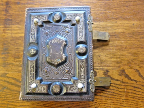 CDV Photo Album of Civil War Soldier, Portraits, etc!