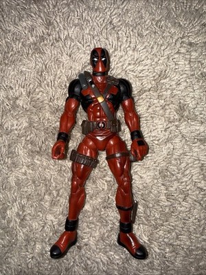 Diamond Select Marvel Deadpool Action Figure 7.5-inch Comes With