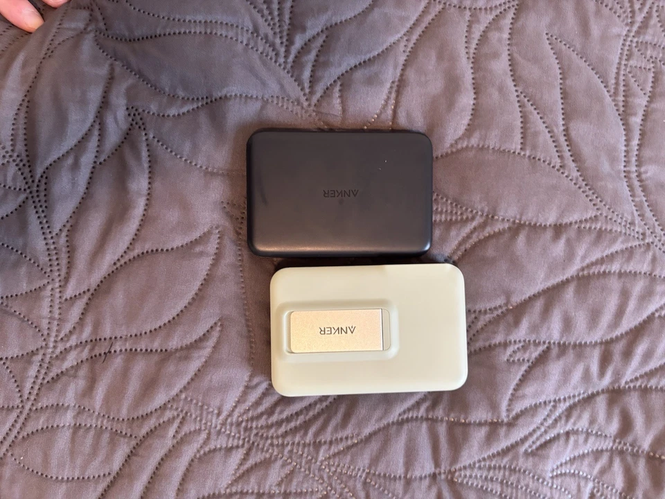 Anker Chargers And Power Banks - LOT - Image 3 of 4