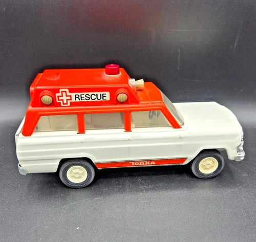 Vintage 1970's TONKA Jeep Wagoneer RESCUE VEHICLE EMS Ambulance