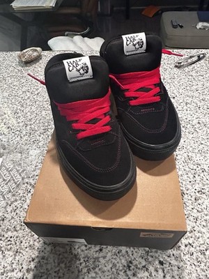 Vans x Uprise Collab Half Cab '92 Black/Red CHICAGO BRED Men s 9.5