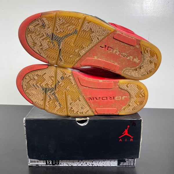 Jordan 5 Retro Red Suede 12 (Uso moderado, previamente usado) Jordan Talla Universitaria 12 5