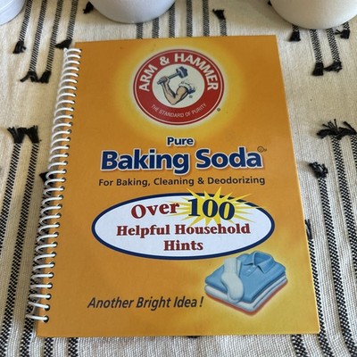 Over 100 Helpful Household Hints : Arm & Hammer Pure Baking Soda - 2006 Book