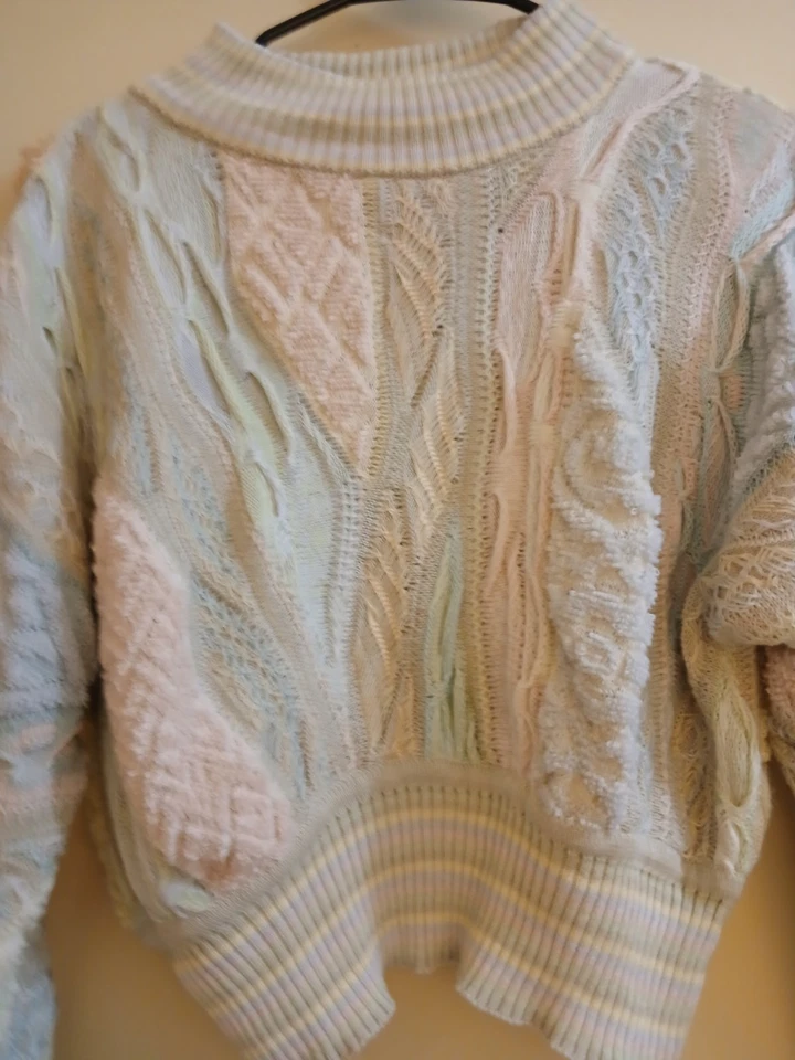 Vintage RARE 1980s COOGI Australia Women/Teen Pastel 3D Knit Crop Sweater Sz S - Image 2 of 4