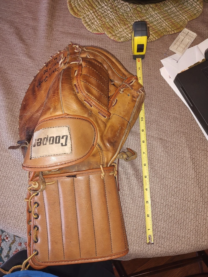 Vintage Cooper Trapper 1970's Senior Size - Image 3 of 4