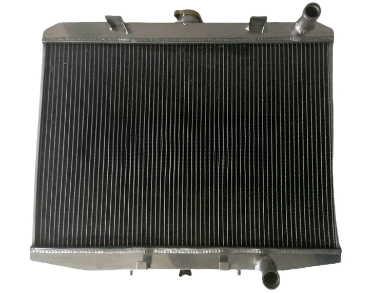 Radiador de aluminio para Ford Maverick (UDS, UNS) 2,4 L 12 V 4x4 Ka24-E MT 1993-1996 Foto 2 de 4