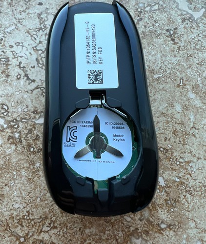 Llavero remoto Tesla Model X 2016-20 FCC: 2AEIM-1048598 P1054132-95-G ¡nuevo! - Imagen 6 de 6