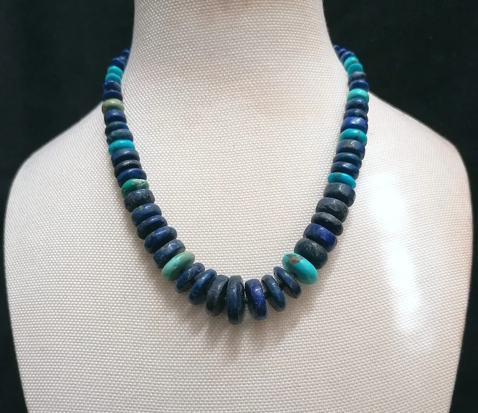 BELLISSIMA ANTICA COLLANA ETNICA A RONDELLE IN LAPISLAZZULO E TURCHESI. - Immagine 4 di 4