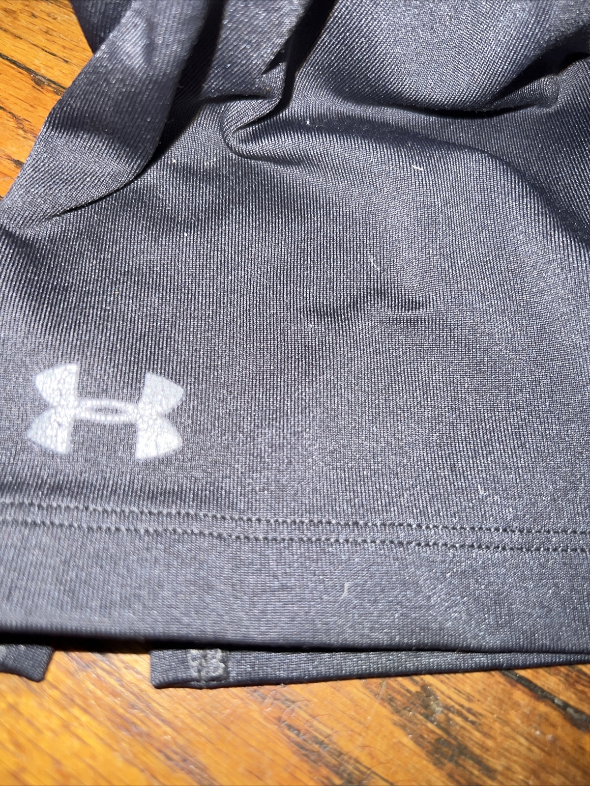 Under Armour Womens  Medium Solid Athletic Yoga C… - image 3