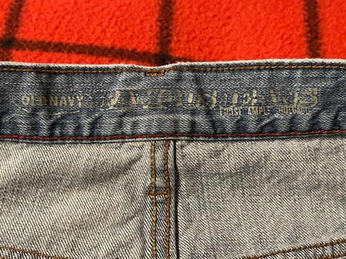 Old Navy Straight Relaxed Legs Men's Waist Size 40/41 X 31 Quality Casual Jeans - Picture 5 of 8