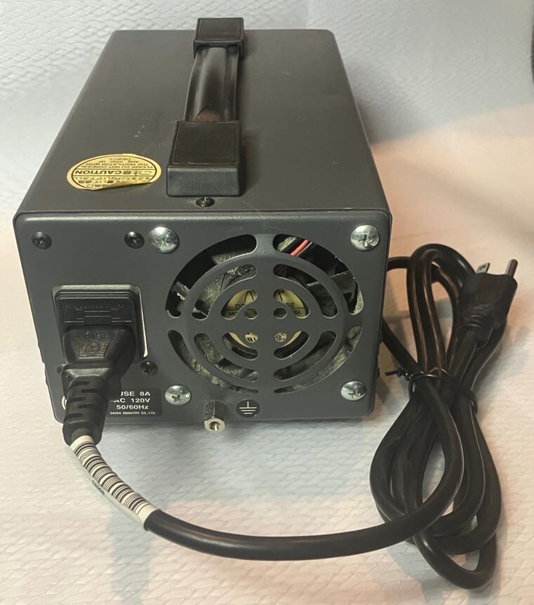 DAIWA SS-330X Switching DC Power Supply (In: 120VAC, Out: 13.8 VDC