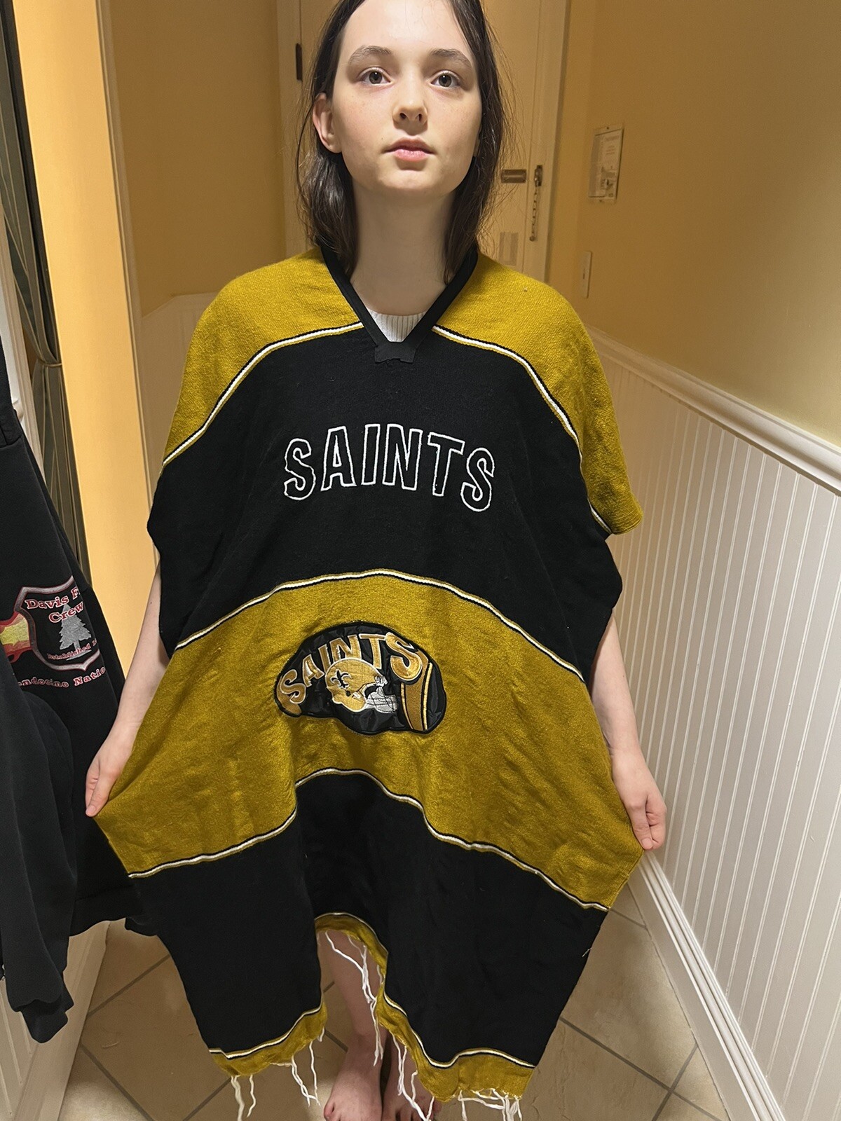 New Orleans Saints Poncho Mexican Blanket Stadium Wear Football NFL