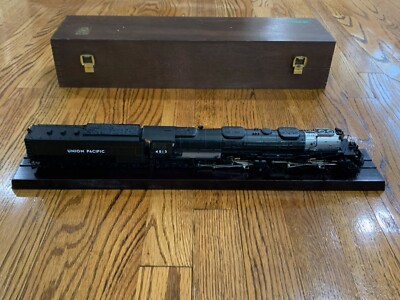 TRIX 22163 4-8-8-4 Big Boy Union Pacific 4015 DCC w/Sound HO scale