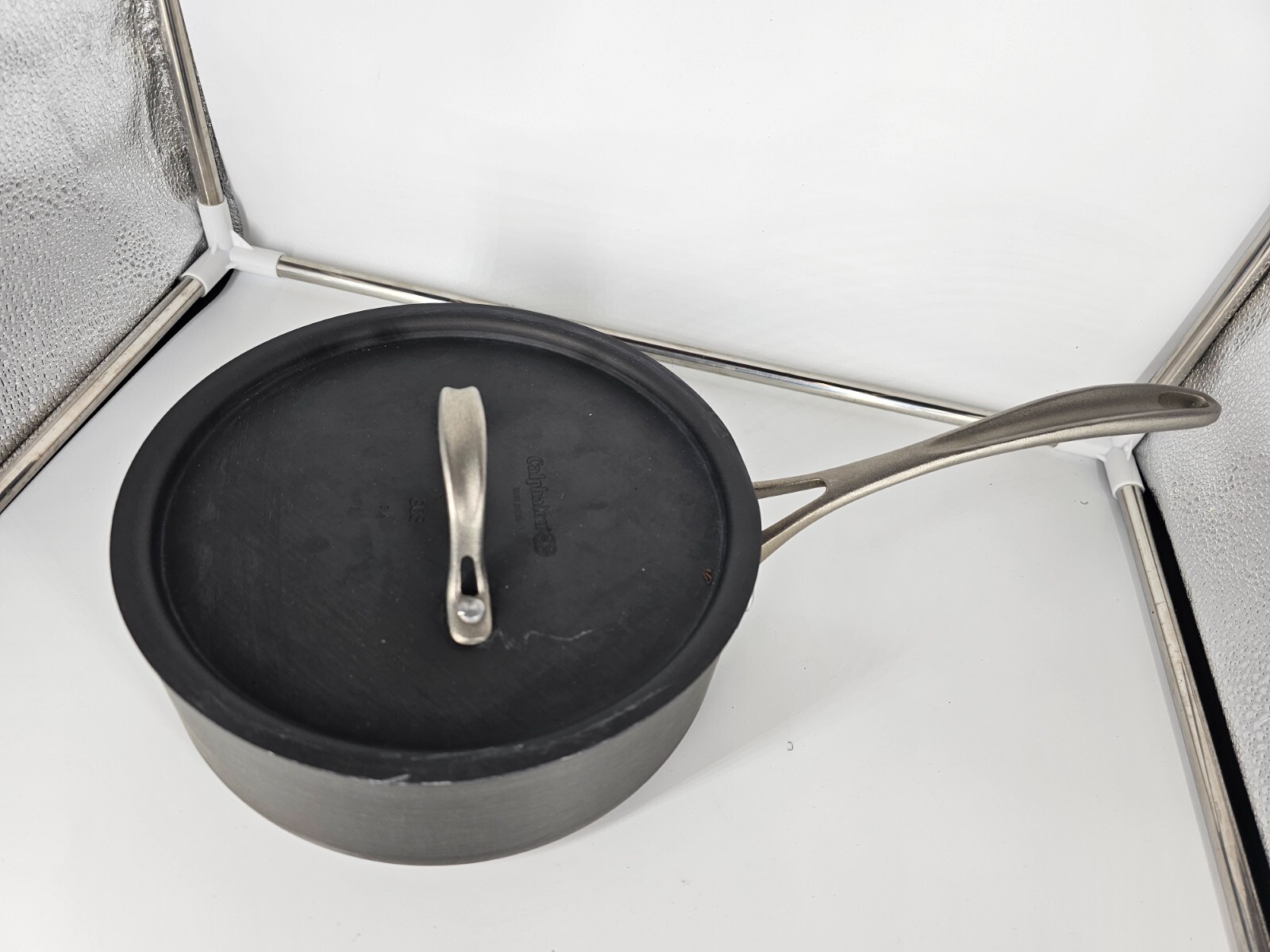 Calphalon 87821/2 Anodized 2.5 QT Sauce Pan With LID & Mineral Shield