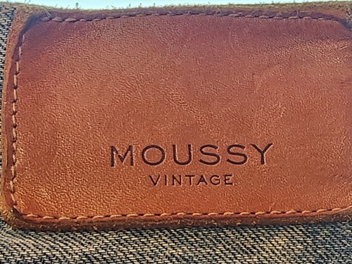 MOUSSY Vintage Destroyed Mid Rise Tapered Leg Light Wash Denim Jeans Size 25 - Picture 7 of 8