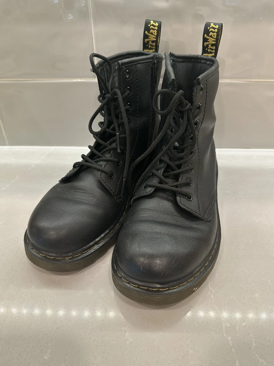 Junior size 4 dr martens top