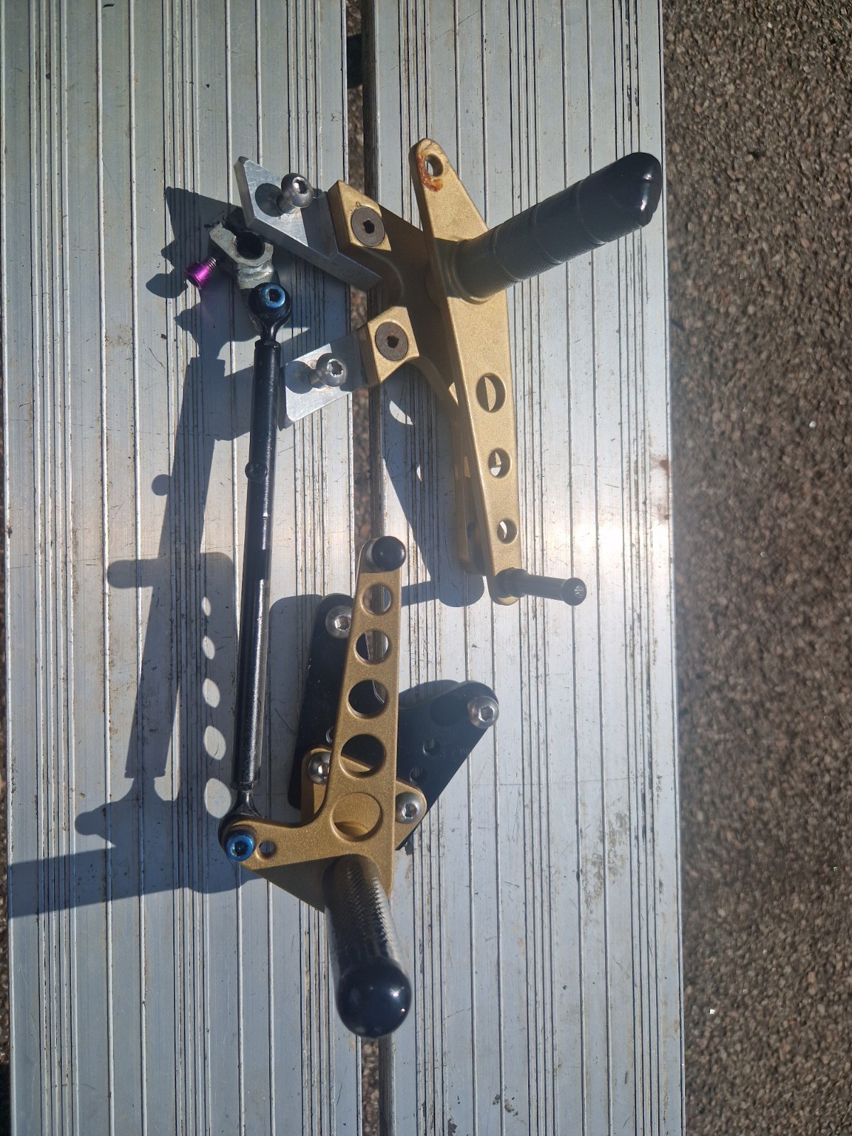 Picture 1 of 5