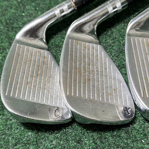 Tommy Armour Silver Scot 4-7 ferri acciaio flex regolare uomo LH bisogno di impugnature - Foto 4 di 12