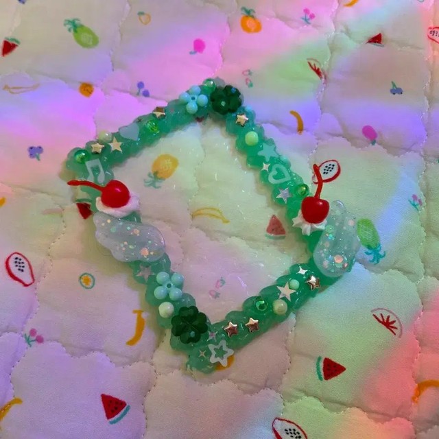 Clover Soda Decor Den Topku - Mint with Cherry & Clover Accents