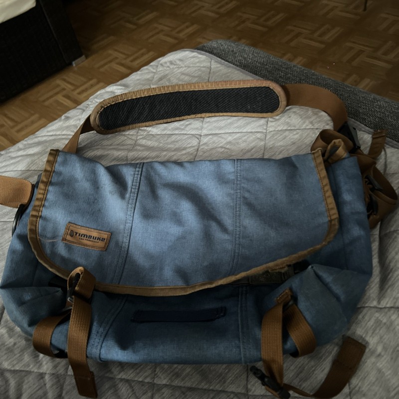 Timbuk2 Classic Messenger Bag Blue Tan Size Small