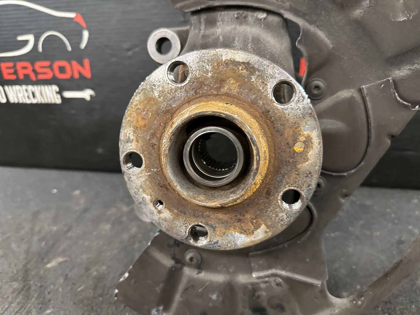 2003-2010 BENTLEY CONTINENTAL FRONT PASSENGER RH STEERING KNUCKLE AWD