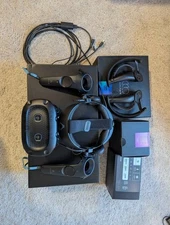 HTC Vive Cosmos Elite + Steam VR Base station 2.0s + valve index controllers