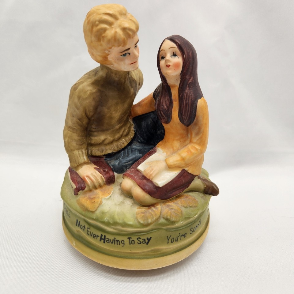 A 1971 Japanese ceramic Sankyo music box playing 'Mother' — a sentimental, working piece of mid-century craftsmanship with real collector appeal.