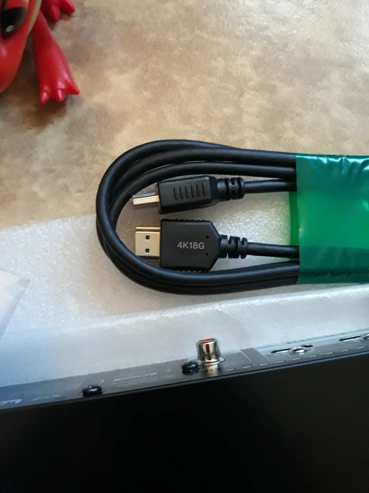 SONY [UBP-X700] 4K ULTRA HD BLU-RAY/REPRODUCTOR DE DVD/WIFI--TOTALMENTE NUEVO--CON MANUAL  Foto 3 de 4