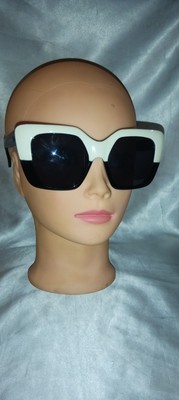 QUAY AUSTRALIA WEST END GIRL 5.1.9 SUNGLASSES