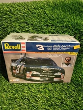 Dale Earnhardt #3 Revell Plastic Model Kit, 2000 Monte Carlo