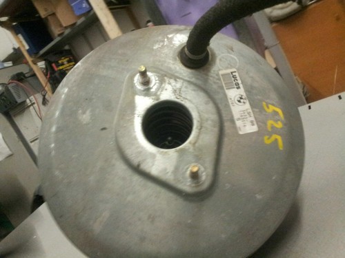 BMW 5 Touring E39 525 tds Bremskraftverstärker