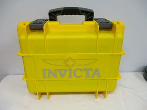 invicta dive cases