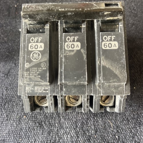 (1) GE 60 AMP 3 POLOS ATORNILLADO CLASIFICACIÓN HACR - Imagen 7 de 8