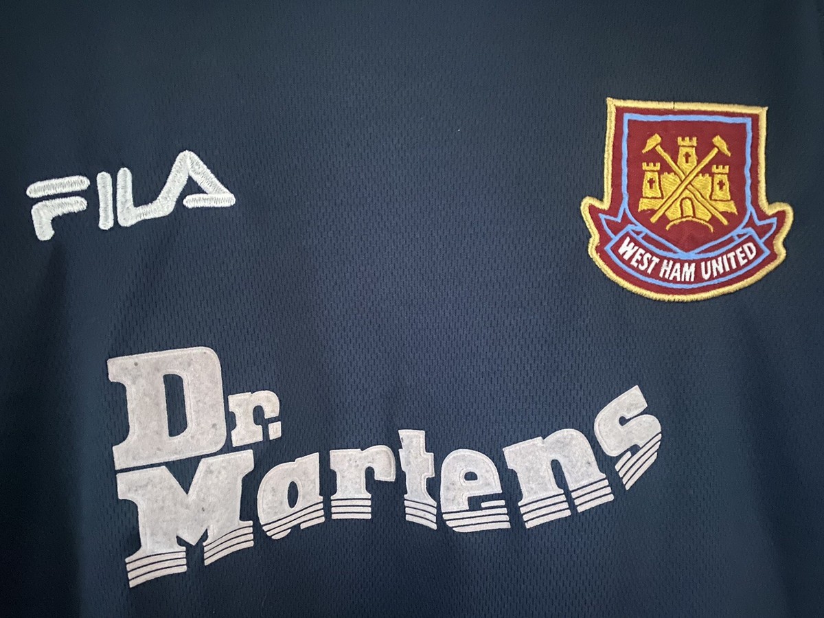 Pin's West Ham United - Ancien Insigne Club De Football - Dr Martens - UK