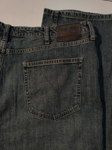Wrangler Reserve WRM10GT Mens 40x30 Distressed Whisker Faded Relaxed Straight... - Picture 8 of 12