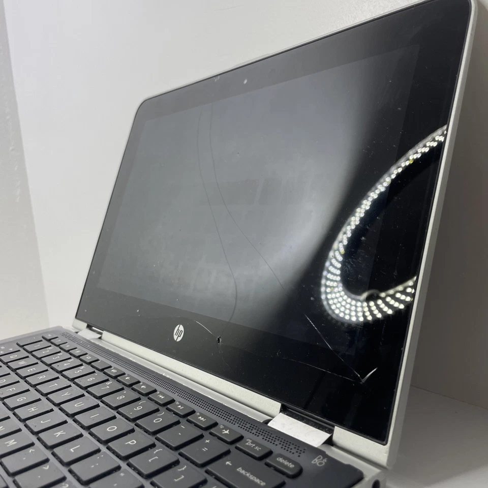 HP Pavilion X360 3165NGW m1 convertible PC For parts “DOES NOT  TURN ON” - Image 4 of 4