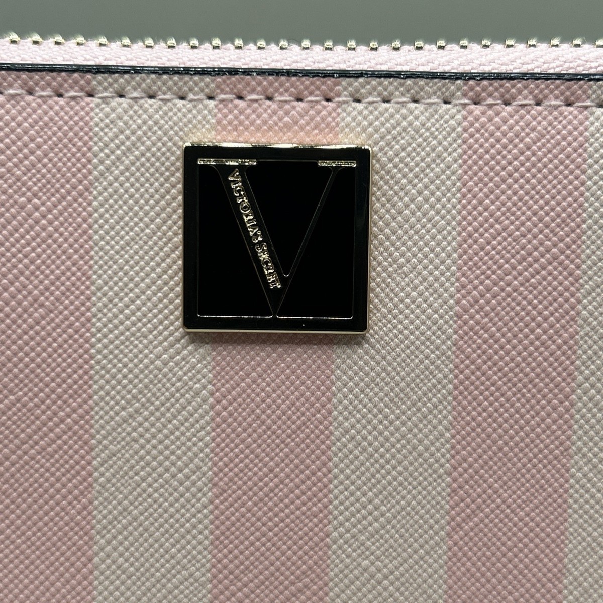 Victoria's Secret Small Wallet With Zip Heritage Stripe NEW WITH