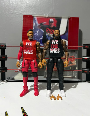 WWE JEY USO ELITE 106 RED JIMMY USO ELITE 114 BLACK BLOODLINE WE THE ONES YEET