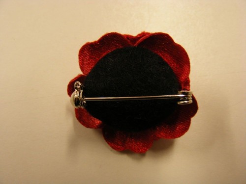 Velvet Red Rose Brooch x 3 - Picture 2 of 3