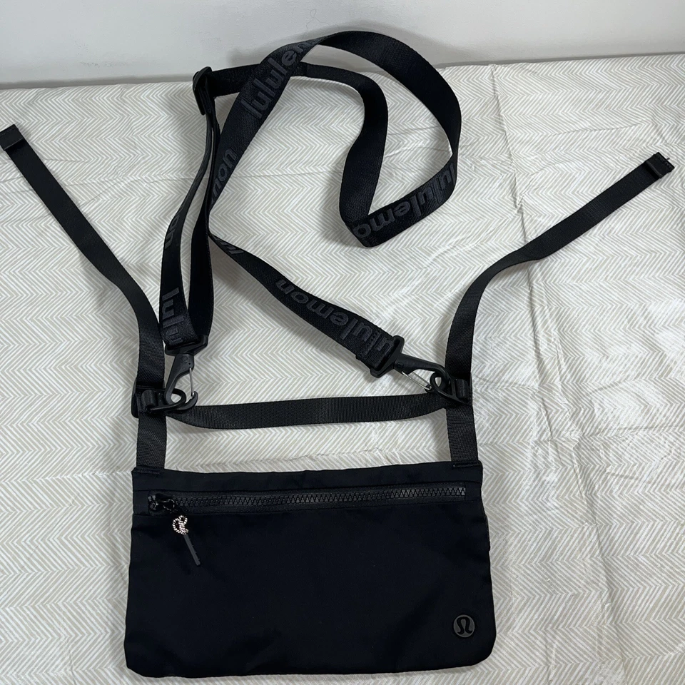 Lululemon укладки и потока коврик ремень сумка логотип один размер черный через плечо из запасов - Изображение 3 из 4