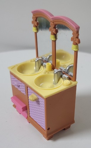 Fisher Price Loving Family Set Bagno - Vasca da Bagno Vanity WC Vasino Allenamento - Foto 17 di 24