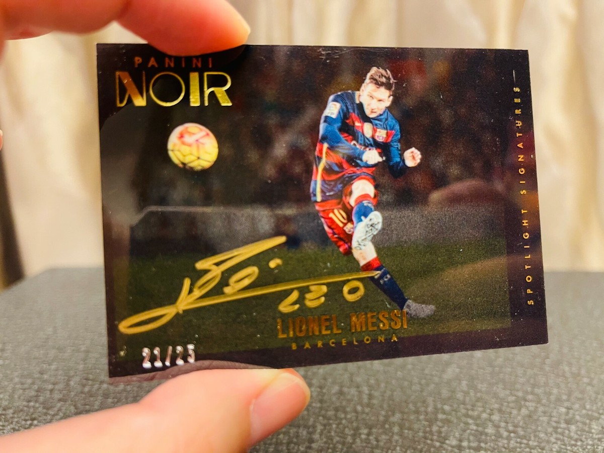 2016-17 Panini Noir Soccer Lionel Messi Barcelona Autograph