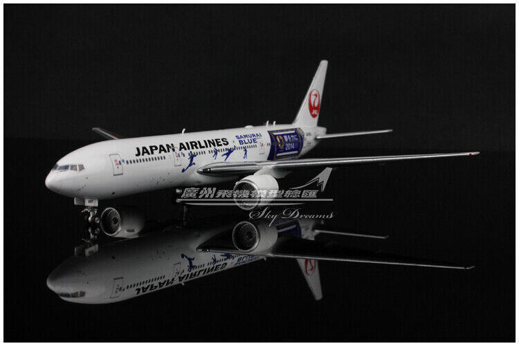 1:400 Phoenix JAPAN AIRLINES BOEING 777-200 Passenger 1:400 Phoenix JAPAN AIRLINES BOEING 777-200 Passenger