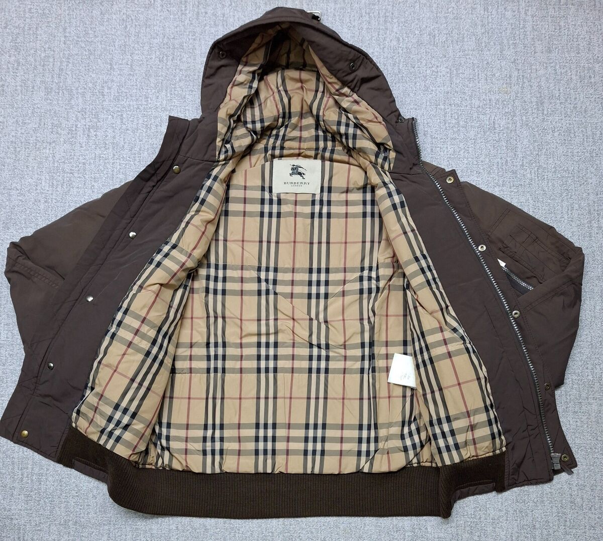 Burberry LONDON Winter Hooded Bomber Jacket Nova Check Burberry LONDON Winter Hooded Bomber Jacket Nova Check