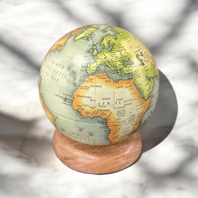 22 cm Budget Globus auf Holzsockel - Weltkarte Geographie Ornament Geschenk