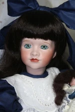 WENDY LAWTON CHILDHOOD CLASSICS LITTLE PRINCESS 13" PORCELAIN DOLL ~ LE #190/250