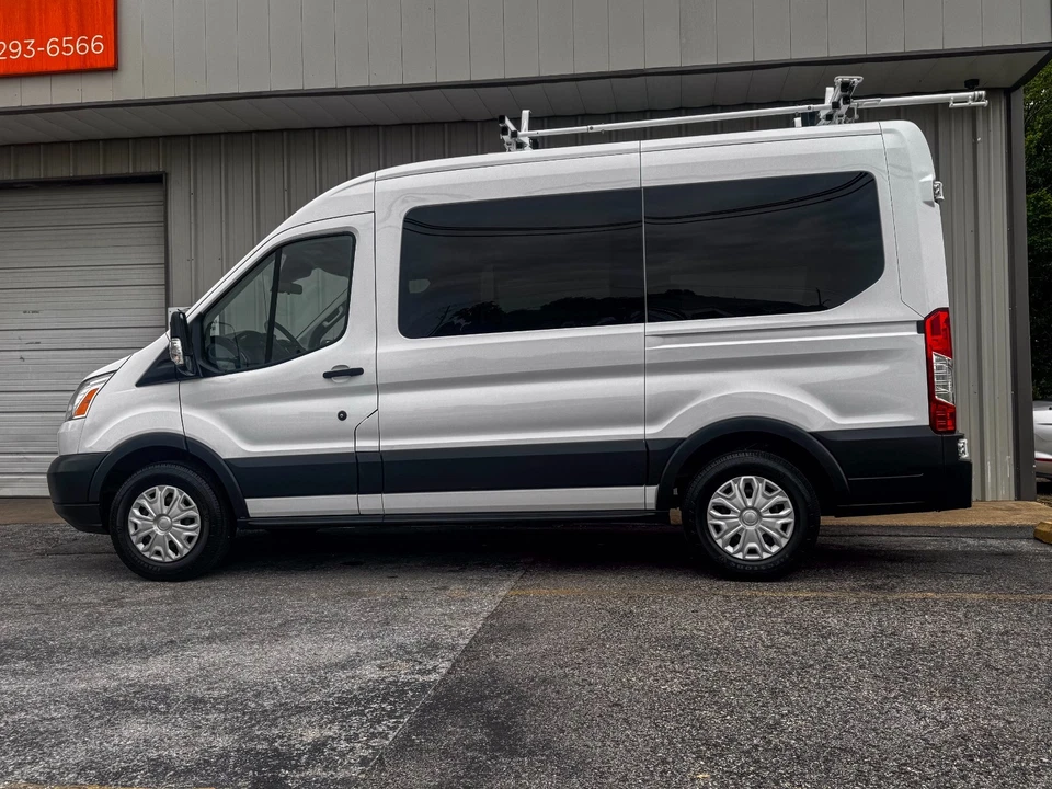 2017 Ford Transit Connect  - Image 3 of 4