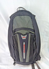 DAKINE Drafter Hiking Hydration Backpack Black Gray Zip Nylon Padded Straps NWOT