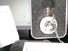 Avon  Majestic Encounters  Al Agnew Exclusive Edition Wolf Pocket Watch - Works