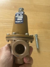 Watts LFN250B Water Pressure Regulator